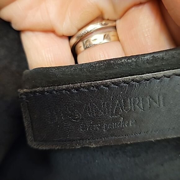 Vintage YSL Cream Leather Hobo - Picture 9 of 11